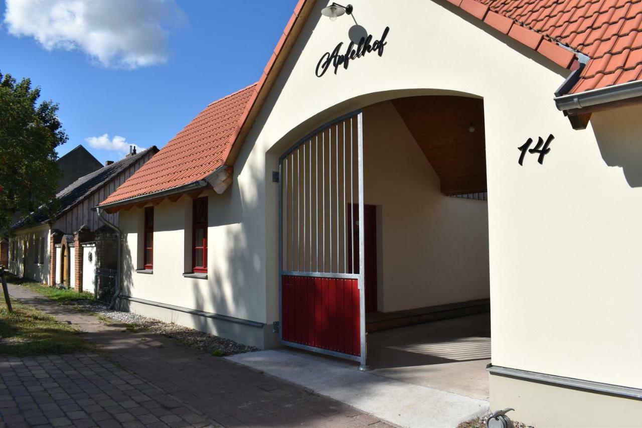 Apfelhof Biesenbrow Apartment Bagian luar foto