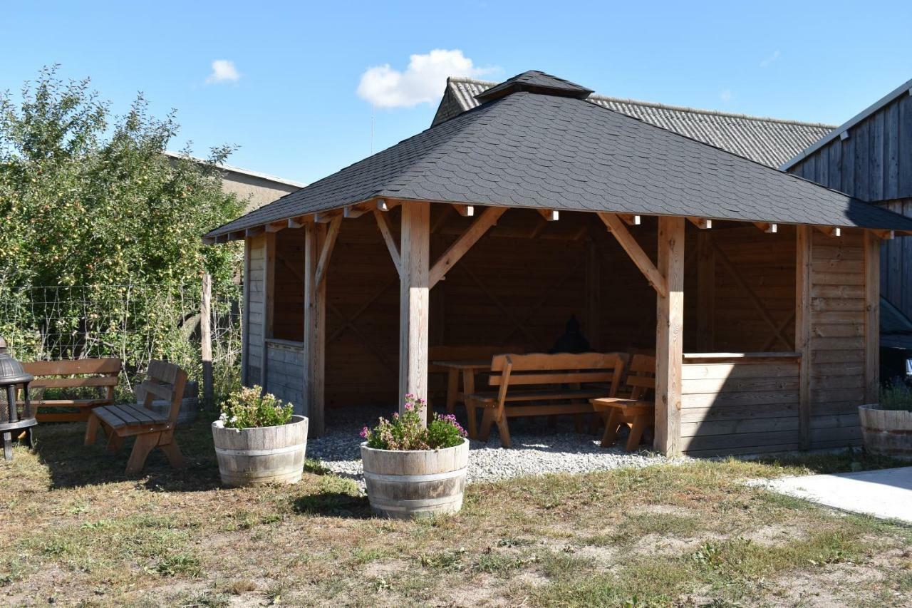 Apfelhof Biesenbrow Apartment Bagian luar foto
